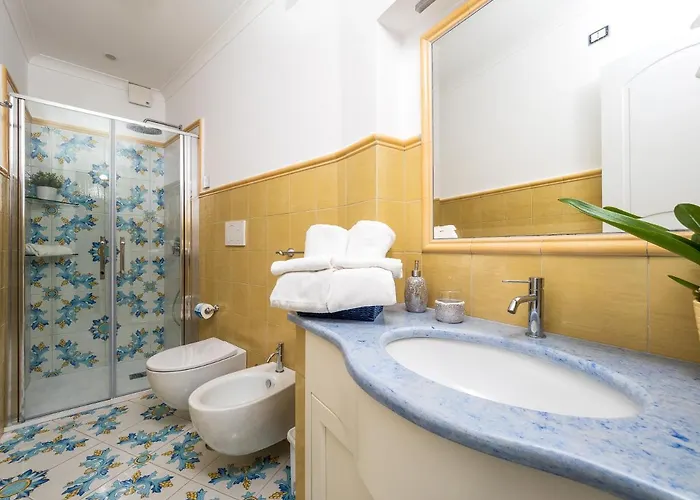 Blue Waves - De Vivo Realty شقة *