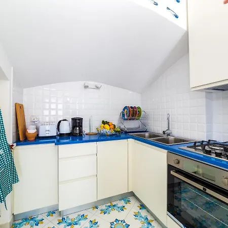 Apartment Blue Waves - De Vivo Realty Positano