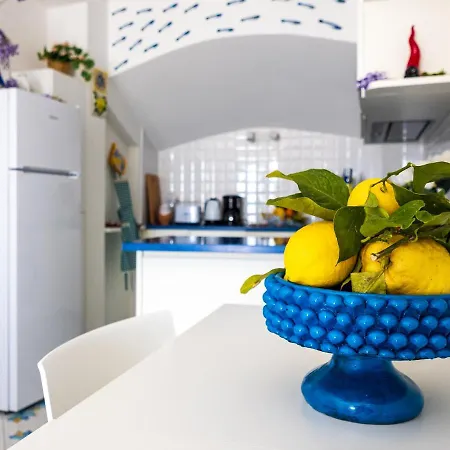 De Vivo Realty - Blue Waves Positano