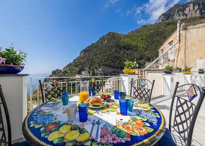 Blue Waves - De Vivo Realty * Positano
