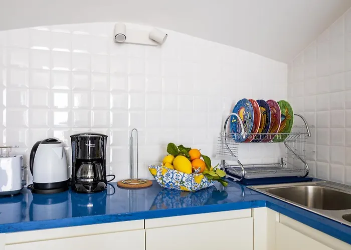 Blue Waves - De Vivo Realty Positano