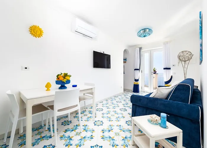 Apartment Blue Waves - De Vivo Realty *